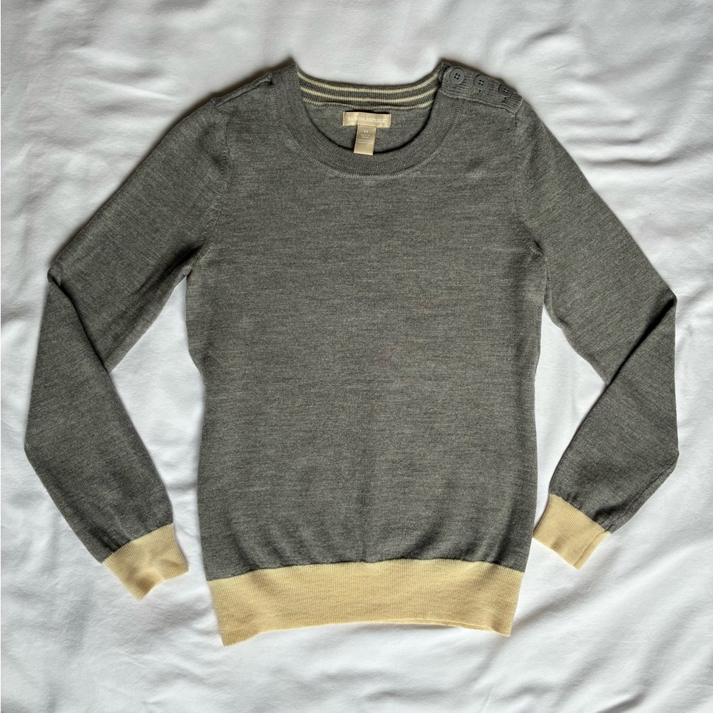 Banana Republic Gray and Cream Crewneck Sweater